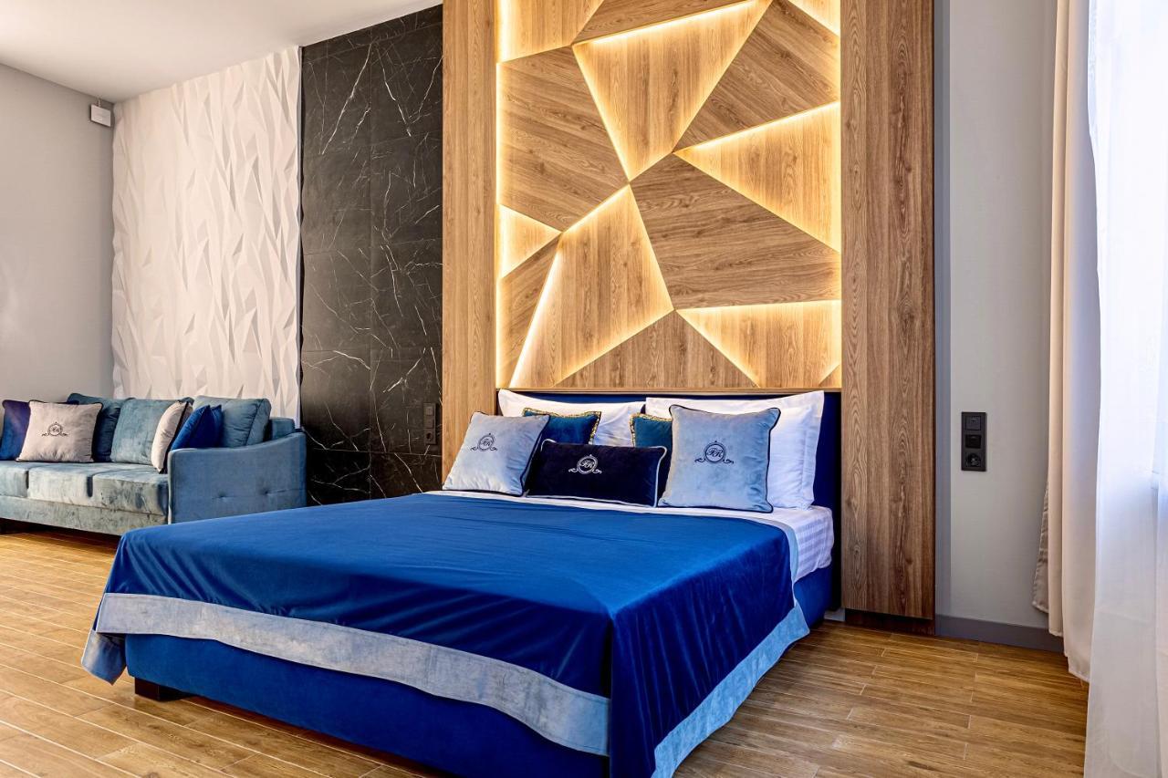 Central Family Boutique Apartments 2 Lwów Zewnętrze zdjęcie