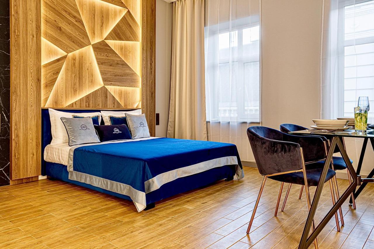 Central Family Boutique Apartments 2 Lwów Zewnętrze zdjęcie