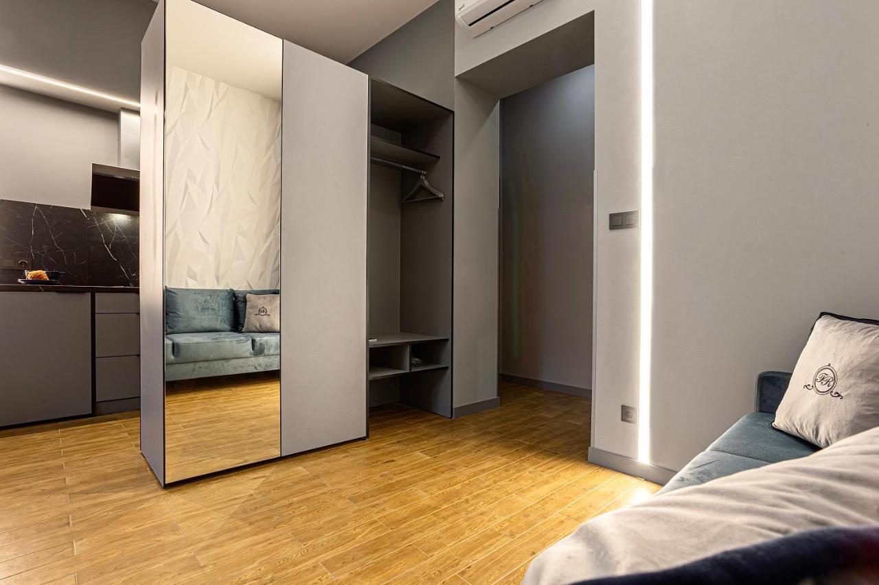 Central Family Boutique Apartments 2 Lwów Zewnętrze zdjęcie